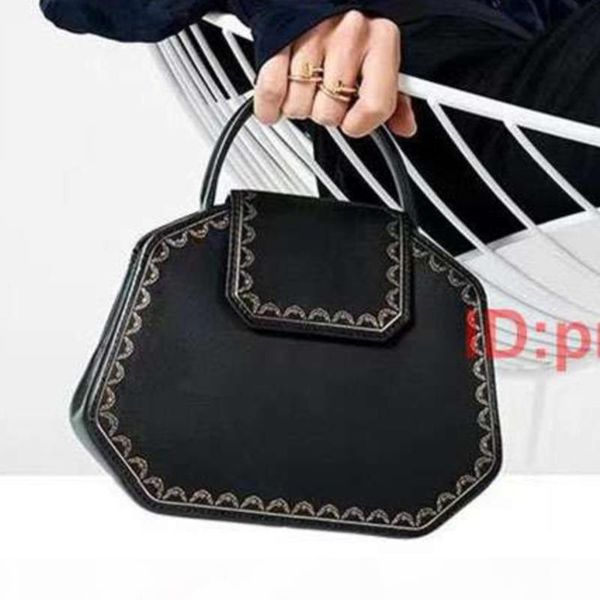 

women handbag classic decorative pattern famous shoulder bag fashion style women handbag