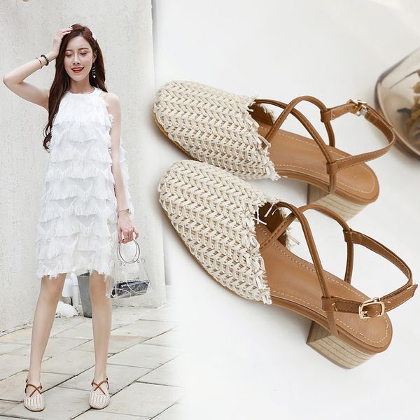 

2020 summer new korean version of the wild baotou sandals female fairy wind thick with cross with roman shoes, Black
