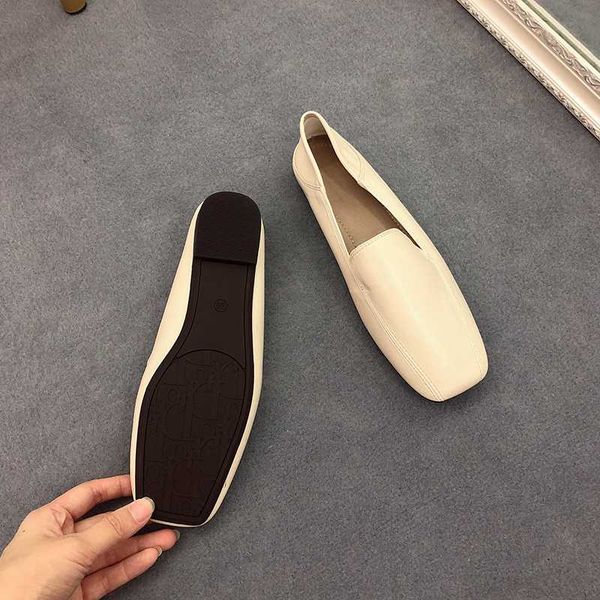 

2020 new women's lazy shoes spring small leather shoes soft sole square toe flat super soft leather pregnant women single