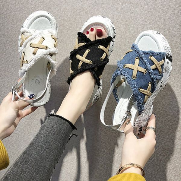 

sandals female summer sponge cake thick bottom beach shoes 2020 spring new women's shoes korean version of the wild student sand, Black
