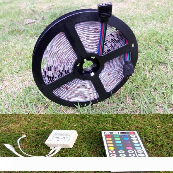 

DC 12V 5050 SMD RGB LED Flexible Strip Light 5m 60leds m 300leds per Roll Non-waterproof Decorative Reel Tape + 44 Keys Remote Controller