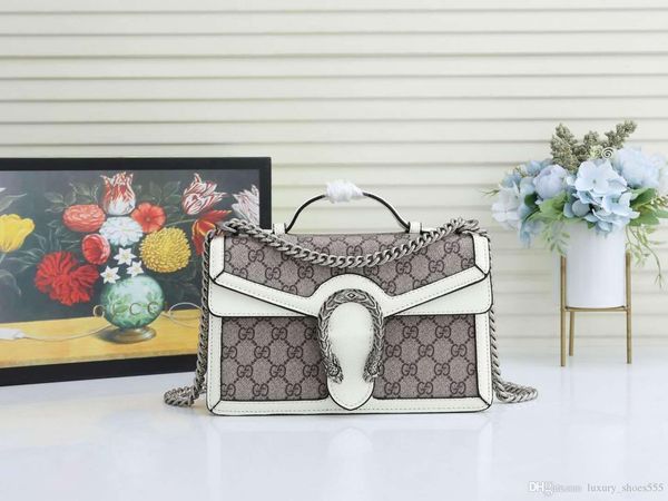 

factory direct selling small mini women handbags 2020 new lettered bag le grandaa