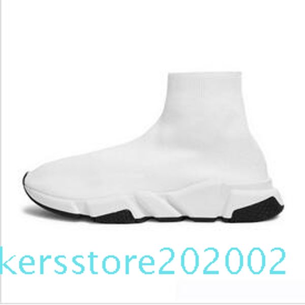 

12020 designer sock fashion luxury men women sneakers triple black white graffiti beige yellow speed trainer mens casual sports shoe s02