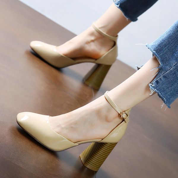 

summer new fashion wild sandals, Black