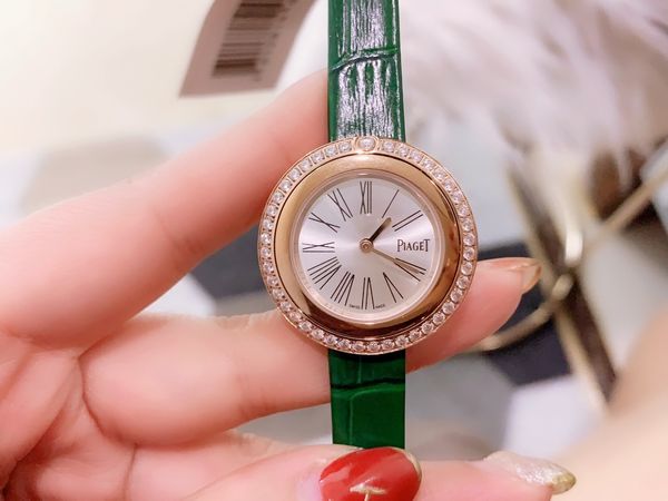 

горячая роскошь продажа часы 2020 новый стиль дамы дизайнер кварцевые часы высокого качества моды пояса водонепроницаемый алмазов часы дамы, Slivery;brown