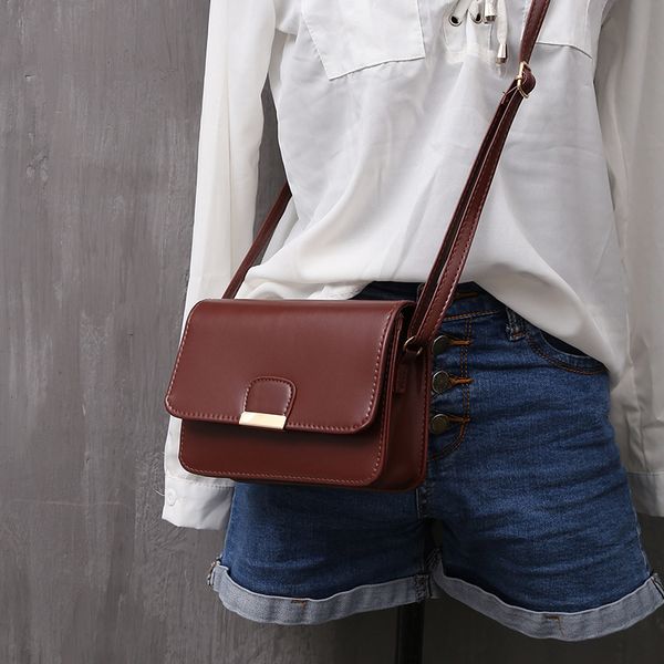 

2020 new korean mini autumn mini bag chain small square bag hong kong style messenger women