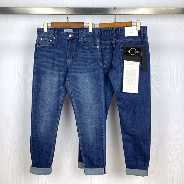 

2020ss compass badge patched men slim fit jeans hiphop steetwear men washed jeans blue pants trousers