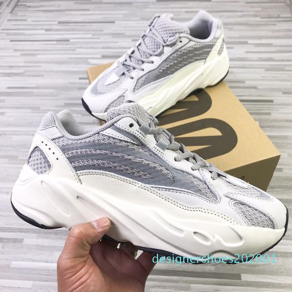 

version mens designer shoes women running shoes 700 mauve inertia geode salt analog wave runner sneakers static reflective trainers d01, Black