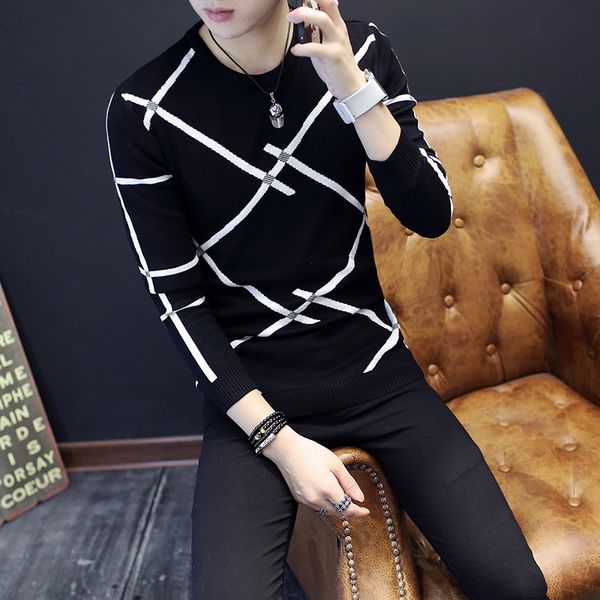 

autumn and winter new men's sweater teenager slim round neck men's sweater korean slim striped 111, White;black