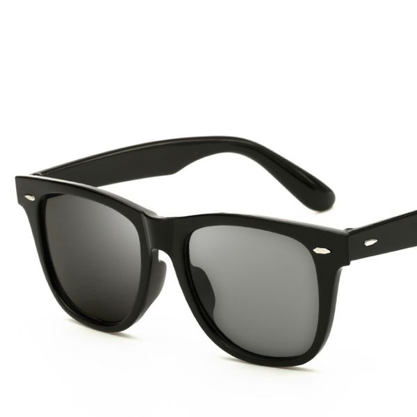 

sunglasses 2021 classic man colored driving sun glasses women/men brand designer retro uv400 outdoor, White;black