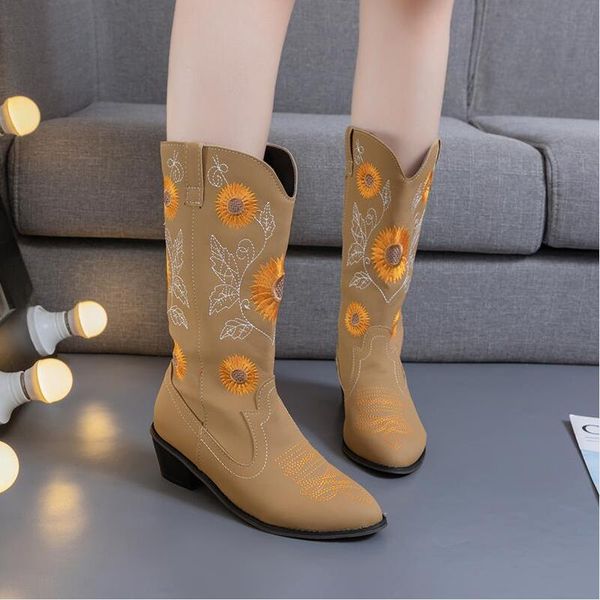 

aq494 autumn winter plus size 43 2020 fashion women's boots thick heel round toe mid-calf embroidered women's boots botas mujer, Black