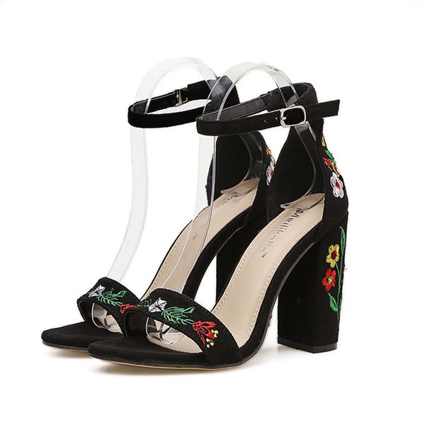 

2020 summer new european and american embroidered high heels thick with open toe word buckle with wild sandals, Black