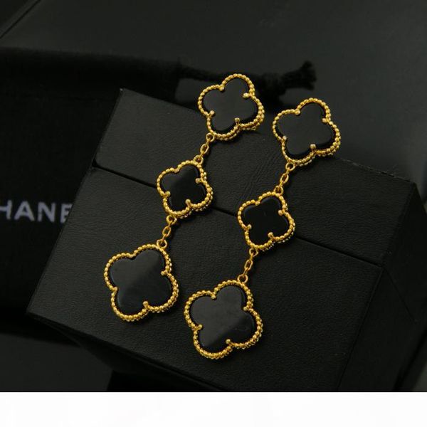 

2019 new designer natural black and white shell agate four leaf flower earrings for women fashion stud earring jewelry gifts gold and silve