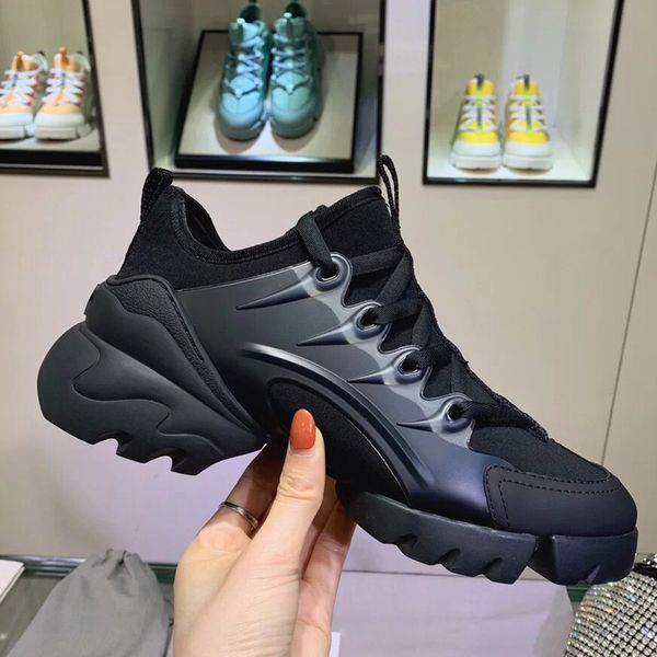 

европа американской моды случайных женской роскошь платформа кроссовки 2020 новый толстые нижняя старый папа canvas дизайнер бегун обувь 35, Black