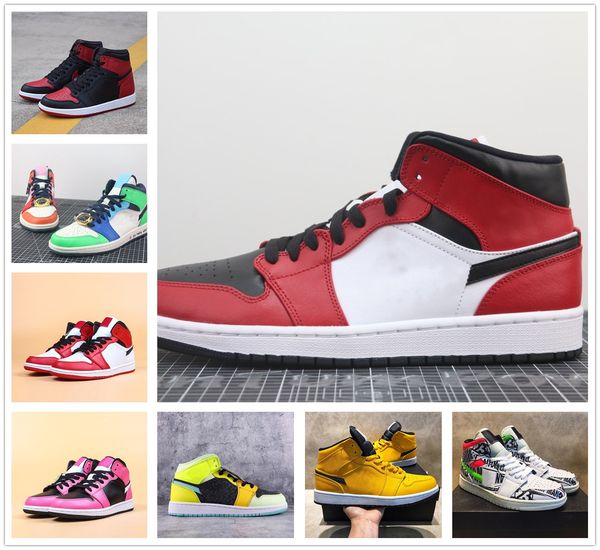 

og travis scotts mens jumpman 1s mid basketball shoes spiderman unc black toe chicago men sport sneakers trainers with box cv10