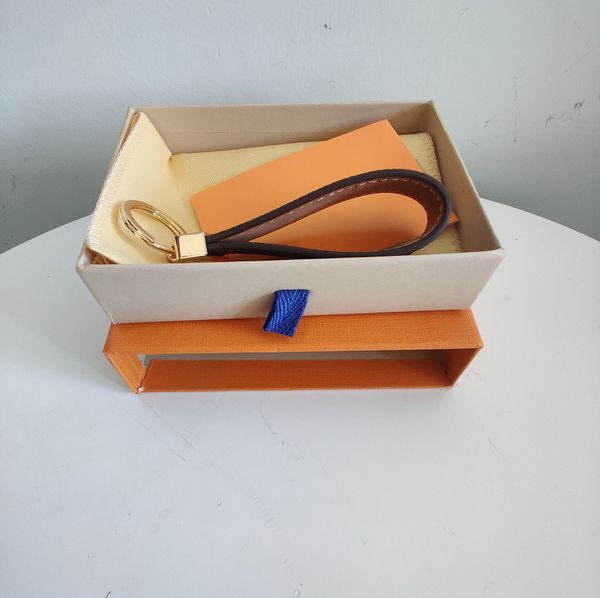 

высокое качество кожа pu брелок личность брелок пара подвеска автомобиля брелок сплава подвеска питания, Silver