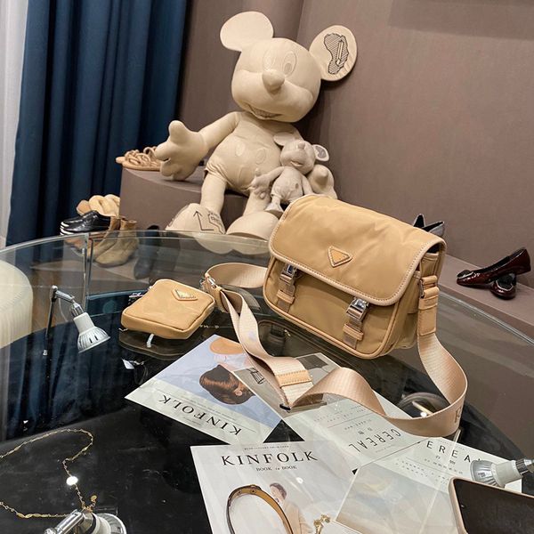 

ts metal letters envelope messenger bag nylon mens womens shoulder bag street fashion black blue pink green khaki handbags tsysbb639