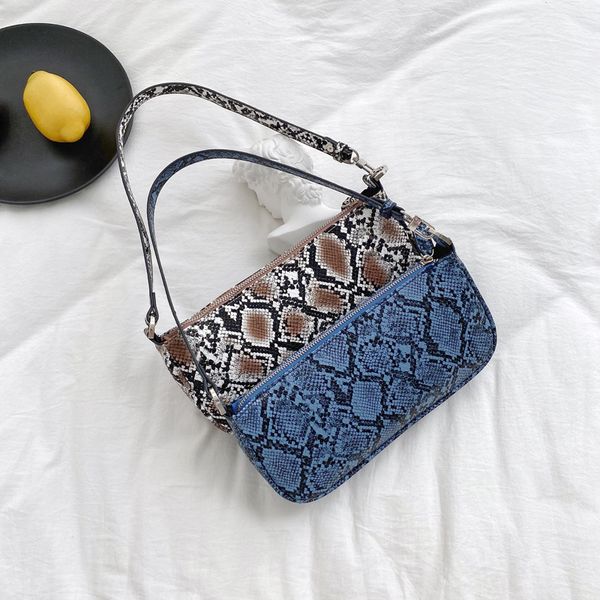 

2020 snakeskin women baguette bag pu leather ladies small shoulder handbag female serpentine axillary bag two straps whole sale