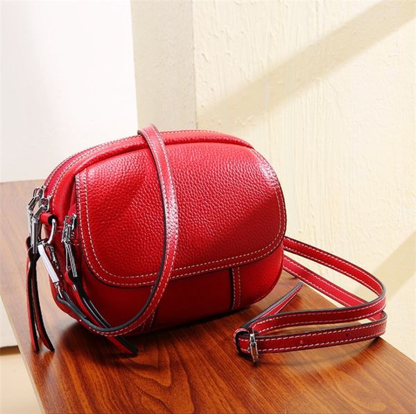 

2020 spring and summer new women's bags fashion all-match mini leather handbags cowhide small round bags casual luxury accessories one