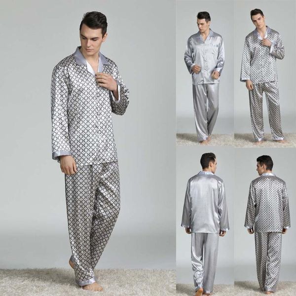 Männer Nachtwäsche stilvolle Bar Frühlings Sommer Herbst Männer Satin Seidenpyjamas Sets von T-Shirt Shorts Männlich Pijama Freizeitkleidung