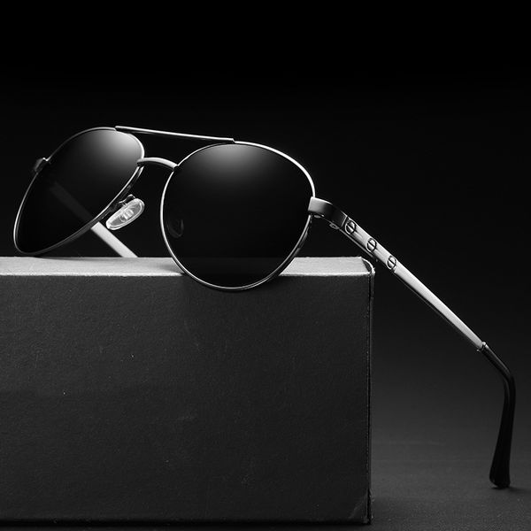 

men's polarizing sunglasses classic anti-glare toads driving, White;black