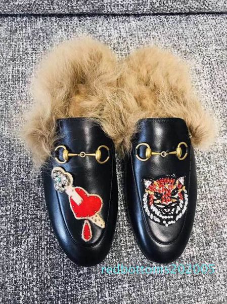 

2019fall and winter ladies casual shoes luxury fur mule slippers ladies leather flat suede mule shoes love shoes fashion slippers r05, Black