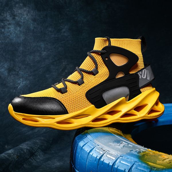 

vip link high-blade sneakers men night running shoes flying weaving super light footwear 2020 new arrivals flexible zapatos