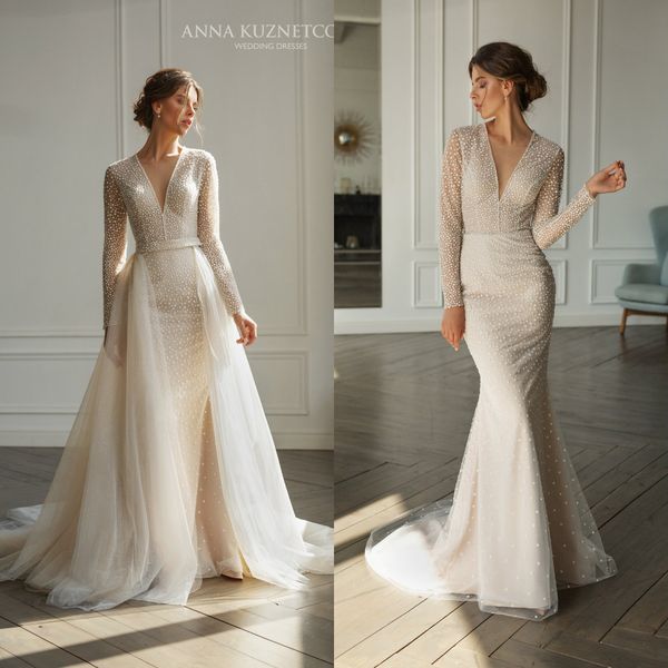 

2021 wedding dresses v neck long sleeves lace appliques dot bridal gowns custom made button back detachable train wedding dress, White