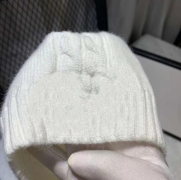 

designer fashion men and women knitted hats letters fashion autumn winter hats various colors gg hats 20081101u, Blue;gray