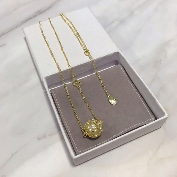 

new round ball hollow explosion personality necklace classic letter plating woman necklace, Silver