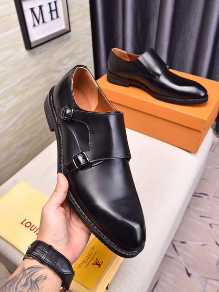 

brand artificial leather mens formal shoes dress shoes fashion business affairs design oxford wedding shoes, Black