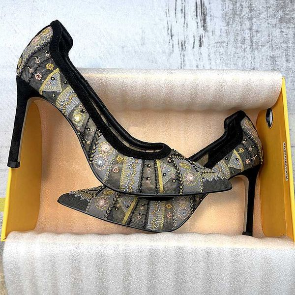 

banquet pointy stiletto heels senior ladies joker embroidered shallow lace shoes women stiletto 2020 new, Black