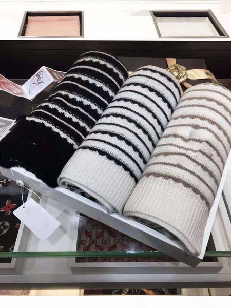 

plaid scarves girls check shawl grid oversized tassel wraps lattice triangle neck scarf fringed pashmina winter neckerchief blankets b5922, Blue;gray