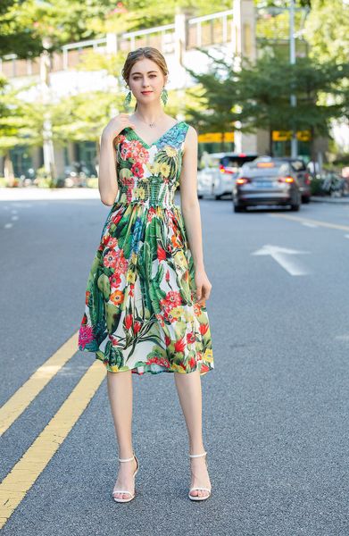 

816 бесплатная доставка 2020 марка same style regular без рукавов flora ситцевом платье top v шеи as, Black;gray