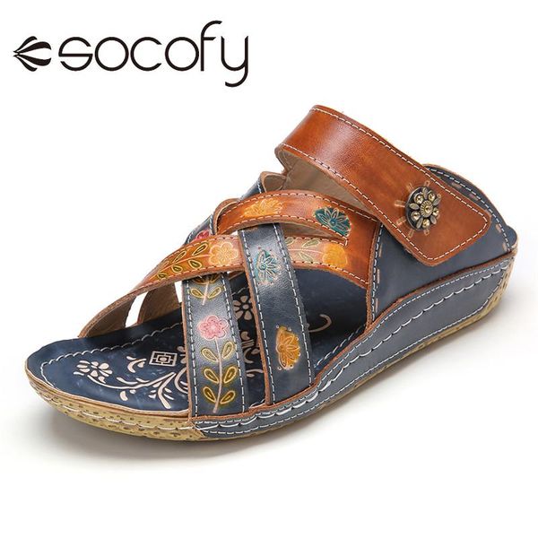 

socofy women retro style leather sandals embossed floral hook loop flat flip flops wedge sandals casual outdoor shoes 2020, Black