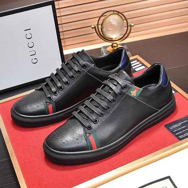 

2019 summer new mens sports shoes, fashion low cut lace leather bee design casual flat shoes outdoor sports shoes qt, Black