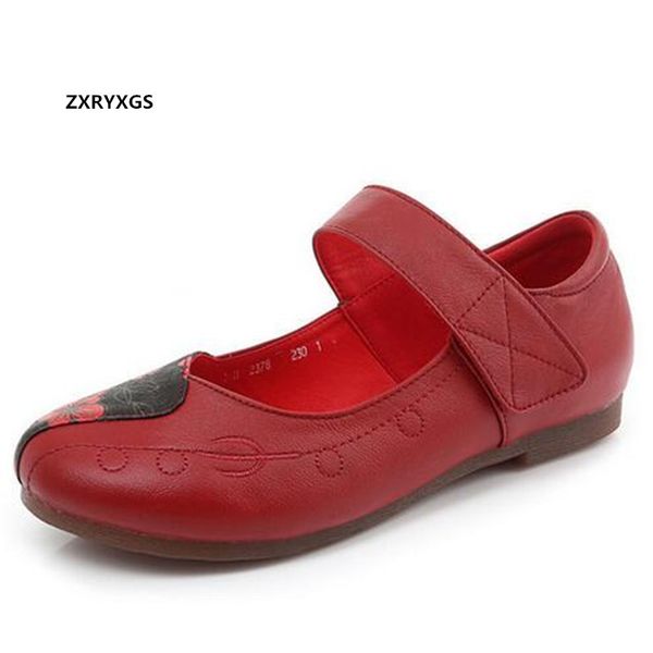 

new spell colors printing genuine leather shoes woman flat shoes soft comfortable mother fashion casual large size, Black