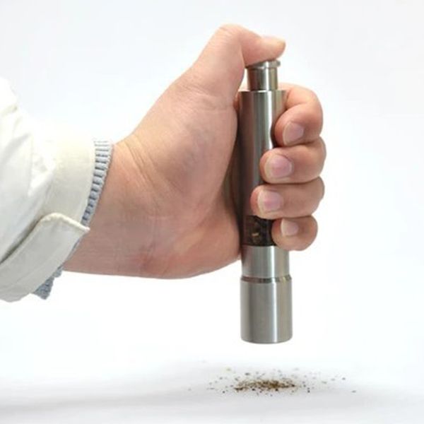 

stainless steel salt pepper grinder portable manual muller seasoning bottle grinding milling machine kitchen tools salt pepper grinder
