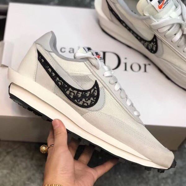 

nikÃ¨ sÃ caÃ¬ ldv wÃ fflÃ¨ dÃ ybrÃ¨ak x Ã°Ã¬or high og retro sneakers men women designer air jÃ²rdÃ n 1 with b23 oblique basketball shoes chaussure, Black