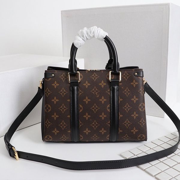 

size 29x19x10cm type 5 fashion leisure travel bag classic leather canvas women's shoulder bag high-end classic cross body bag