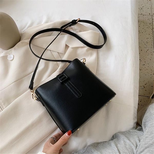 

2020 new fashion stylish leather shoulder bags bucket messenger bag simple style crossbody bag mini purse