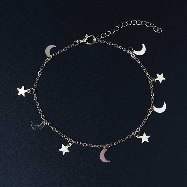 

2020 new fashion metal star moon charm bracelet ladies accessory bracelet simple daily wear trendy chain & link bracelets, Golden;silver