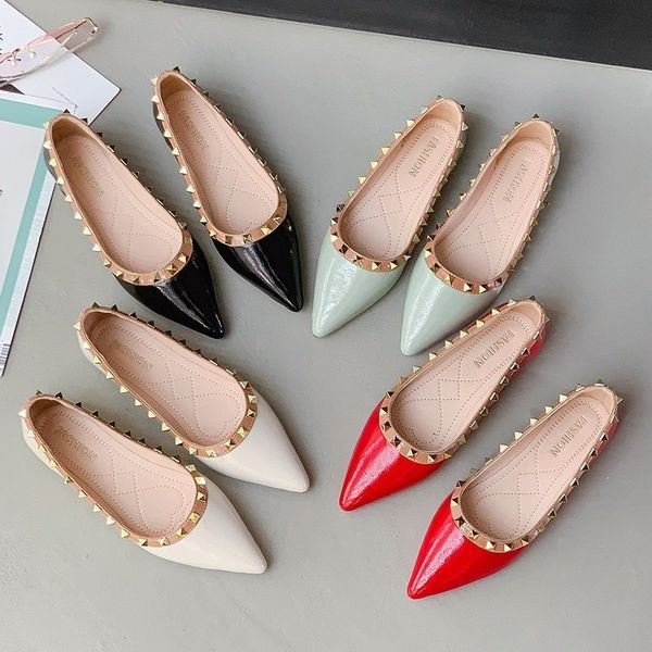 

rivets flats patent leather slip on flat shoes pointed toe boat shoes woman loafers candy color female zapatos mujer 8147n, Black