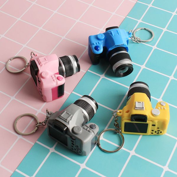 

cartoon can flash and shutter sound camera keychain creative with light simulation camera car key chain cute pendant, Silver