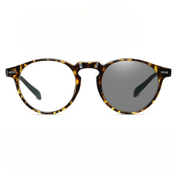 

outdoor pchromic multifocal reading glasses female round progressive bifocal presbyopic glasses for men women uv400 nx, White;black