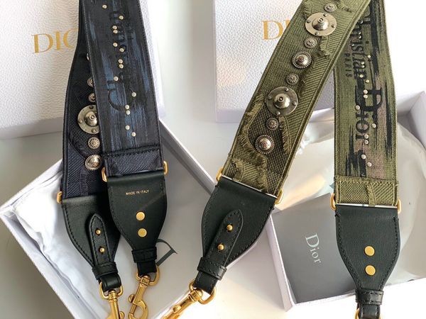 

ретро римлянина sash узорной вышивки с вол кожи выгравированы серебряные кулон ретро золото аппаратных аксессуаров 0032