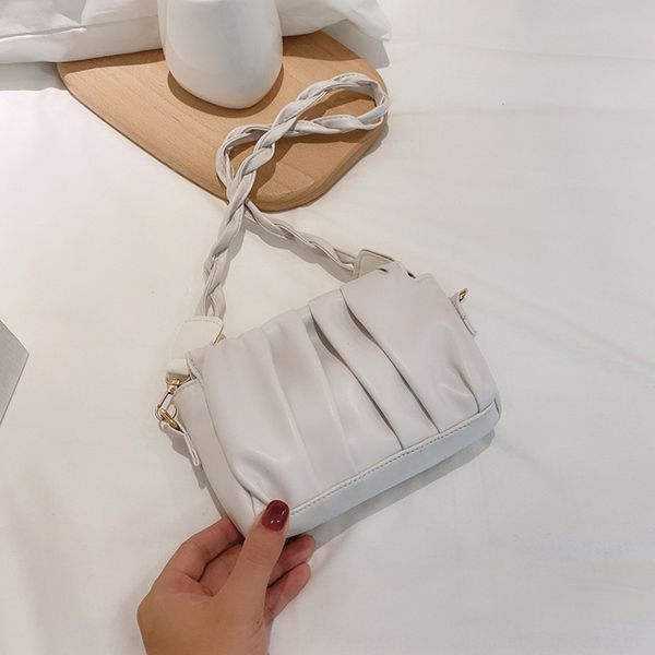 

women's folds small folds 2020 new fashion simple characteristic chain underarm shoulder crossbody small bag leisure pleated bag bpofb
