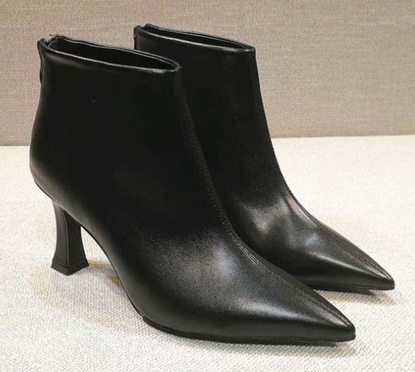 

fashion leather star women shoes woman leather short autumn winter ankle fashion brand women boots 05 px23, Black