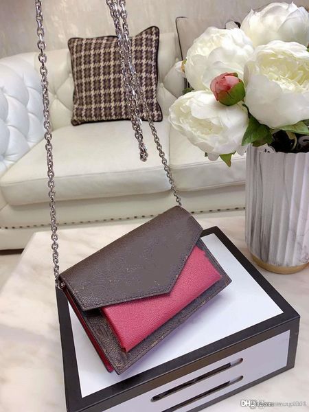 

designer design new variety of back chain bag, handsome and versatile casual single shoulder bag hanging bag.