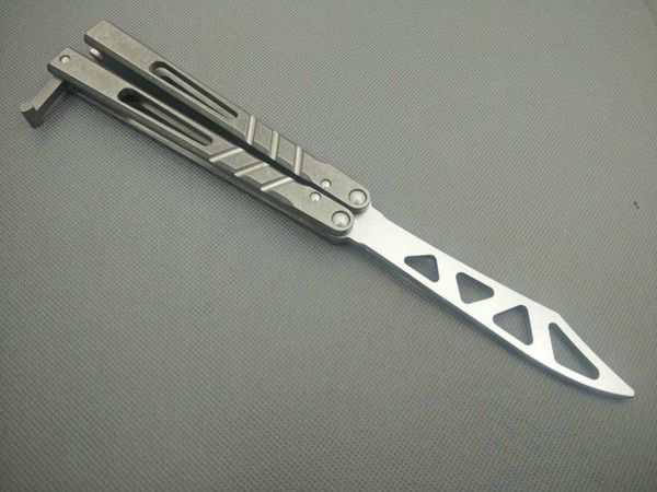AB D2 Lama canale titanio coltello maniglia a farfalla formazione dei formatori non affilati arti marziali Crafts Collection knvies Adker